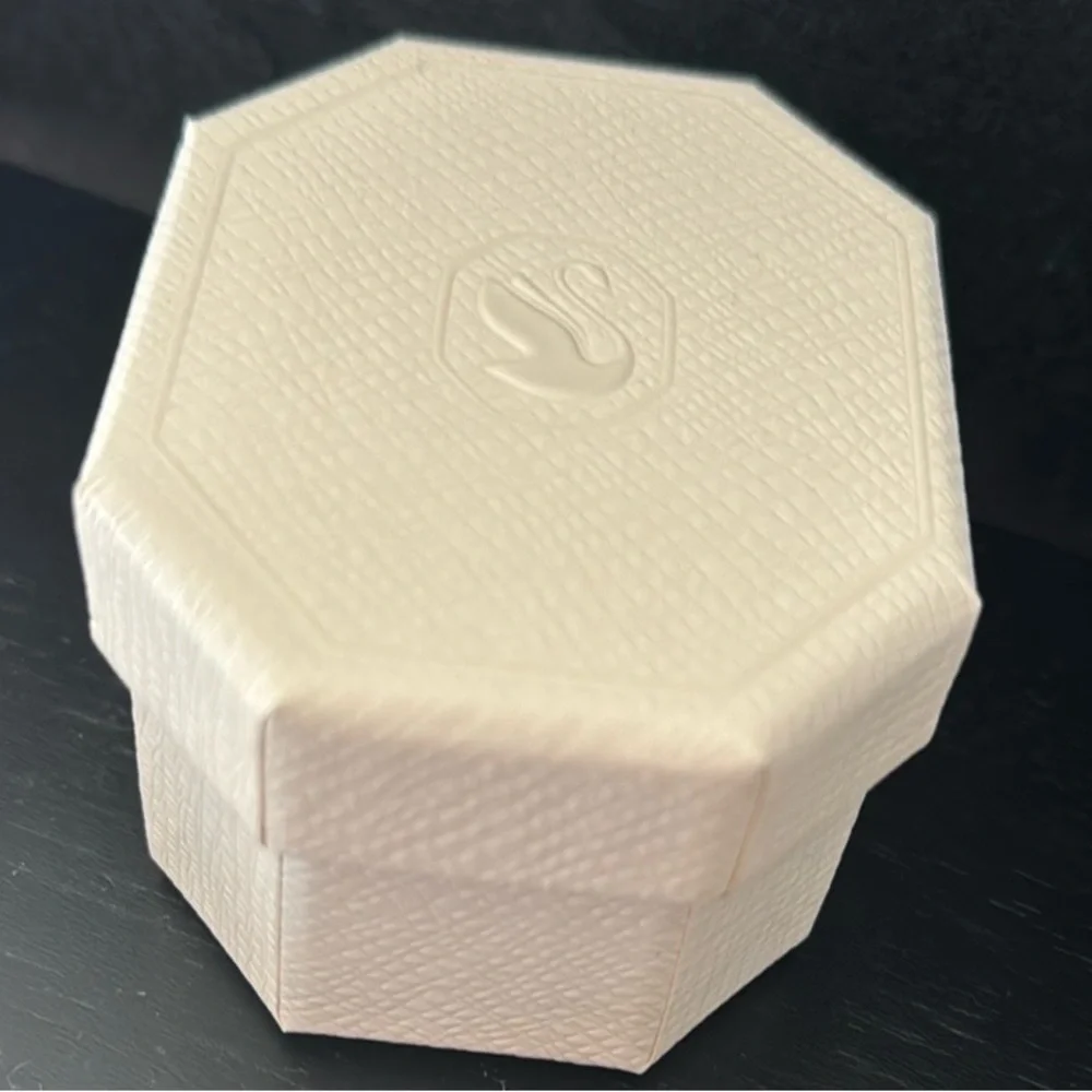 Swarovski Crystal Cockatiel - Picture 4 of 4